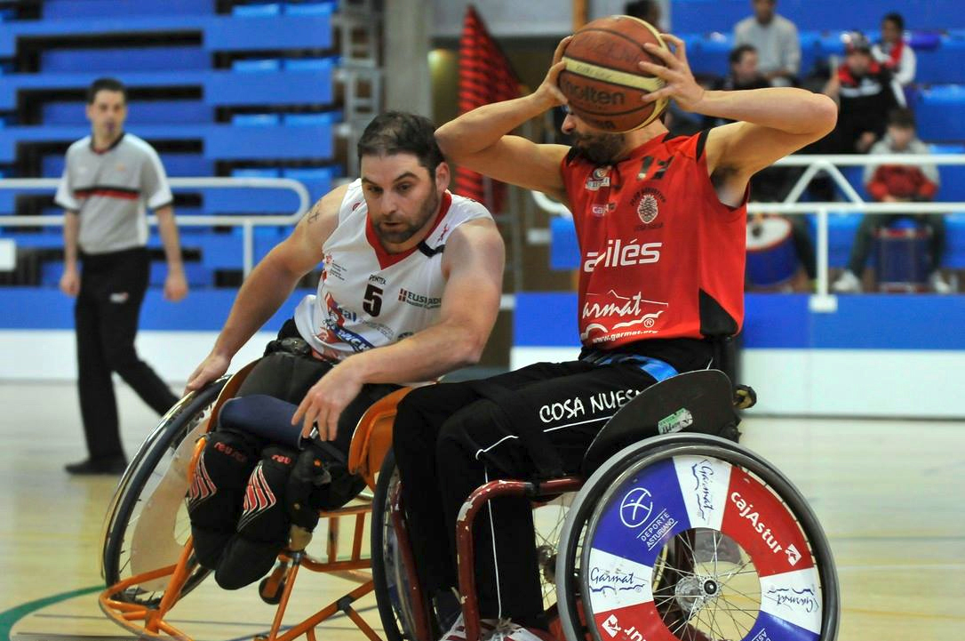 El Caja Vital Zuzenak busca recuperar el liderato ante el Servigest Burgos 