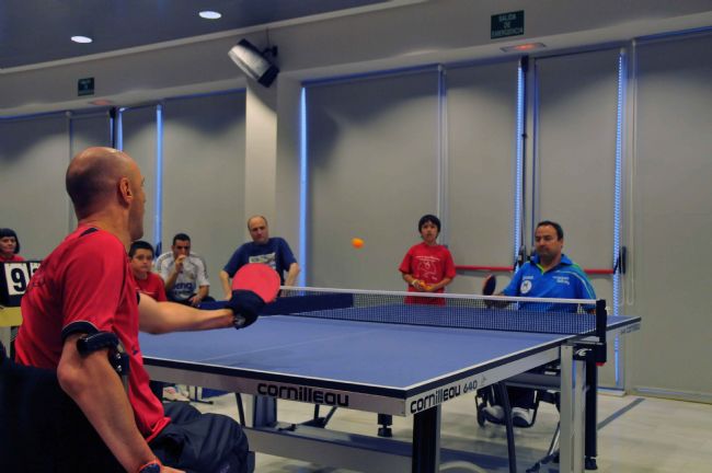 RUGBY, TENIS DE MESA, DARDOS Y BAILE, NUEVAS ACTIVIDADES DEPORTIVAS DE LA FUNDACIÓN DEL LESIONADO MEDULAR 