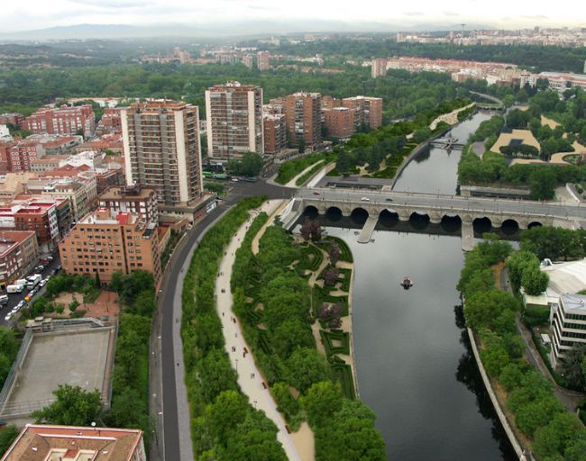 MARCHA POR MADRID RÍO, DEPORTE Y ACCESIBILIDAD