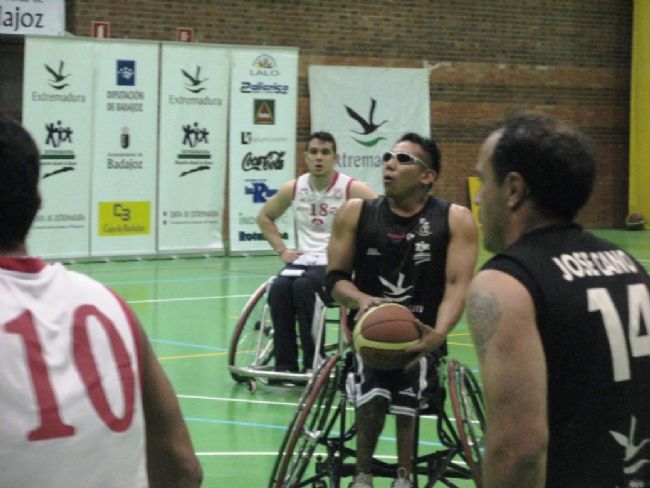 MIDEBA EXTREMADURA,  89 - AMIAB,  65. EL MIDEBA GANA A UN AMIAB ALBACETE LUCHADOR