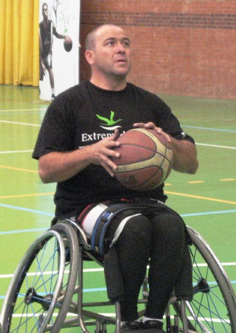 SERVIGEST BURGOS, 59- MIDEBA EXTREMADURA,  76. VICTORIA SIN PALIATIVOS DEL MIDEBA