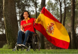 Teresa Perales, abanderada de España en la inauguración de los Juegos Paralímpicos de Londres 2012 