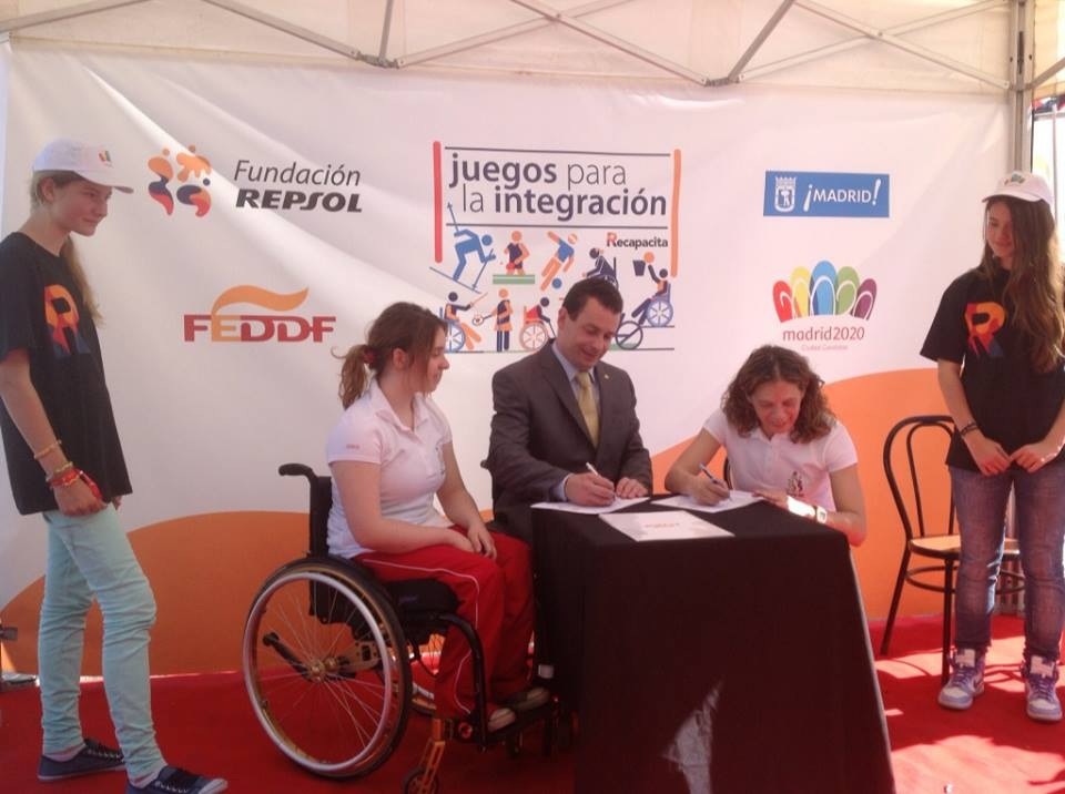 EL LOGO DE ABAFE ESTARÁ PRESENTE EN LAS PRENDAS DE COMPETICIÓN DE LA SELECCIÓN NACIONAL FEMENINA DE BALONCESTO EN SILLA DE RUEDAS. 