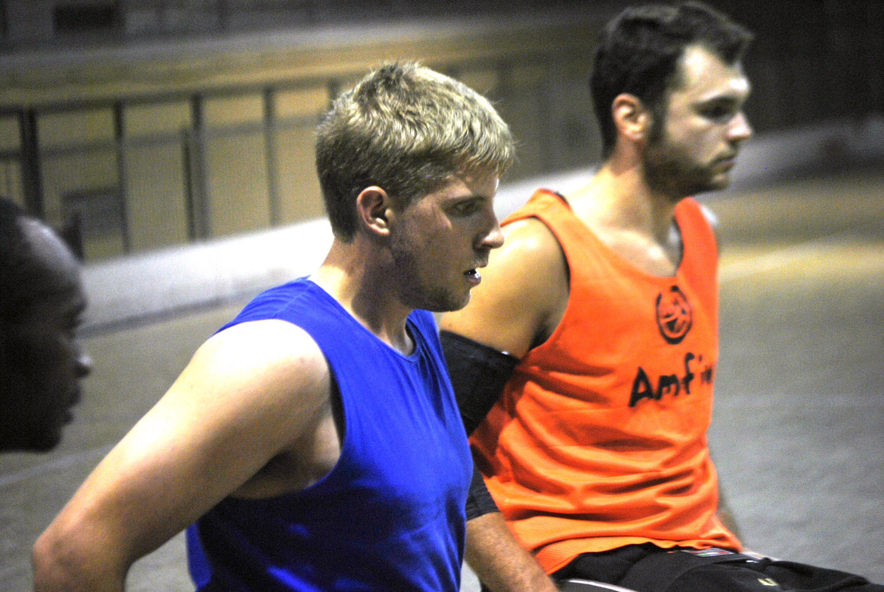 EL AUSTRALIANO NICK RADOVICH, SE EMPEÑA EN JUGAR EN EL AMFIV Y SE CONVIERTE EN SU ÚLTIMO FICHAJE