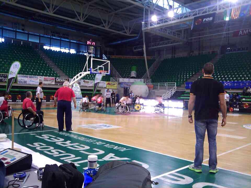 CRÓNICA DE LA SEGUNDA JORNADA DEL CAMPEONATO DE ESPAÑA POR COMUNIDADES AUTÓNOMAS EN EDAD ESCOLAR DE BALONCESTO EN SILLA DE RUEDAS - CÁCERES 2 - 6 DE ENERO.