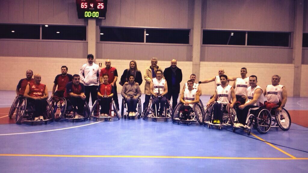 EL BASKETMI SE APROPIA DEL TROFEO TRES REYES