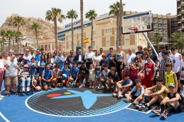 Más de 760 participantes y 12.000 visitantes en el Plaza 3x3 CaixaBank en Alicante