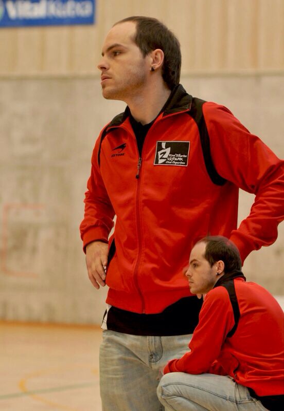 ENTREVISTA LANDER LOZANO , ENTRENADOR DEL CAJA VITAL ZUZENAK