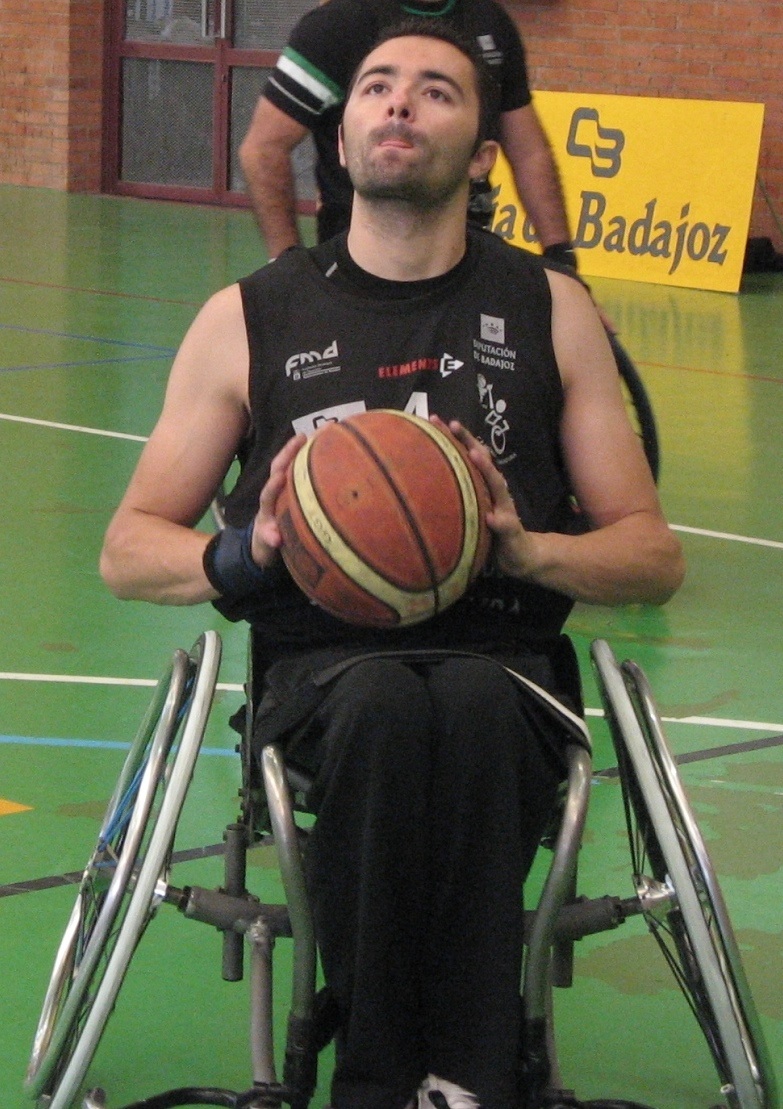 ENTREVISTAMOS AL JUGADOR DE BALONCESTO EN SILLA DE RUEDAS, PROCEDENTE DEL CLUB MIDEBA EXTREMADURA, JOSÉ MANUEL CONDE.