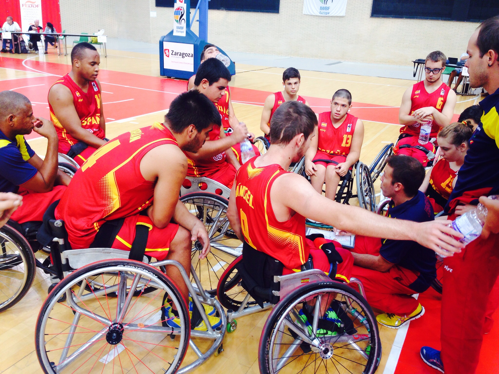 ESPAÑA TERMINARÁ EL EUROPEO SUB22 DE BALONCESTO EN SILLA DE RUEDAS ENFRENTÁNDOSE A POLONIA, EL MISMO EQUIPO PARTIDO DEL CUAL DEBUTÓ.  ALEMANIA Y GRAN BRETAÑA JUGARÁN LA FINAL.