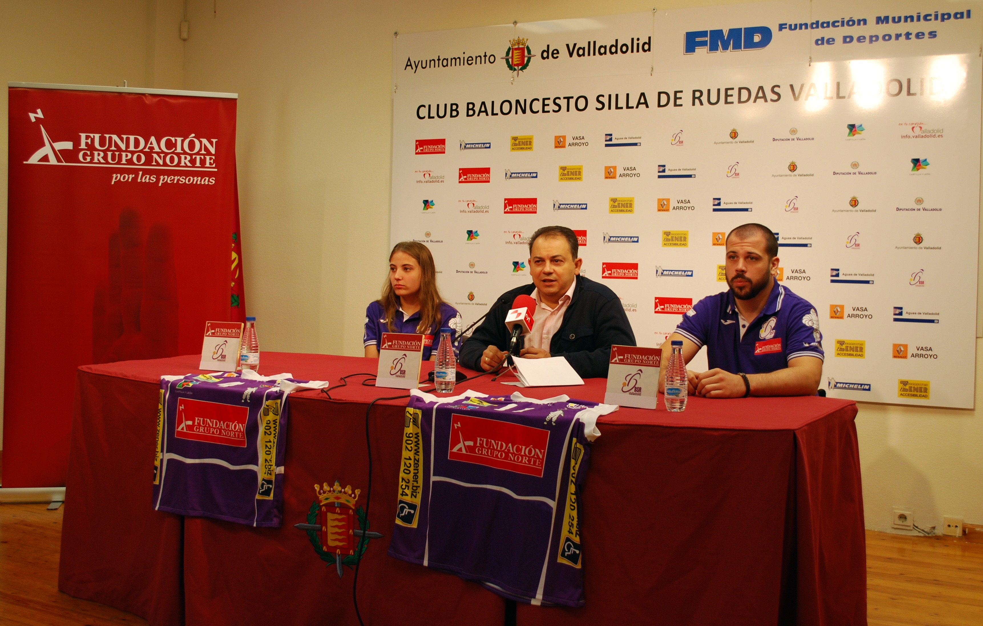 PRESENTACIÓN DE LOURDES ORTEGA Y DIMITRI TANGHE - FUNDACIÓN GRUPO NORTE