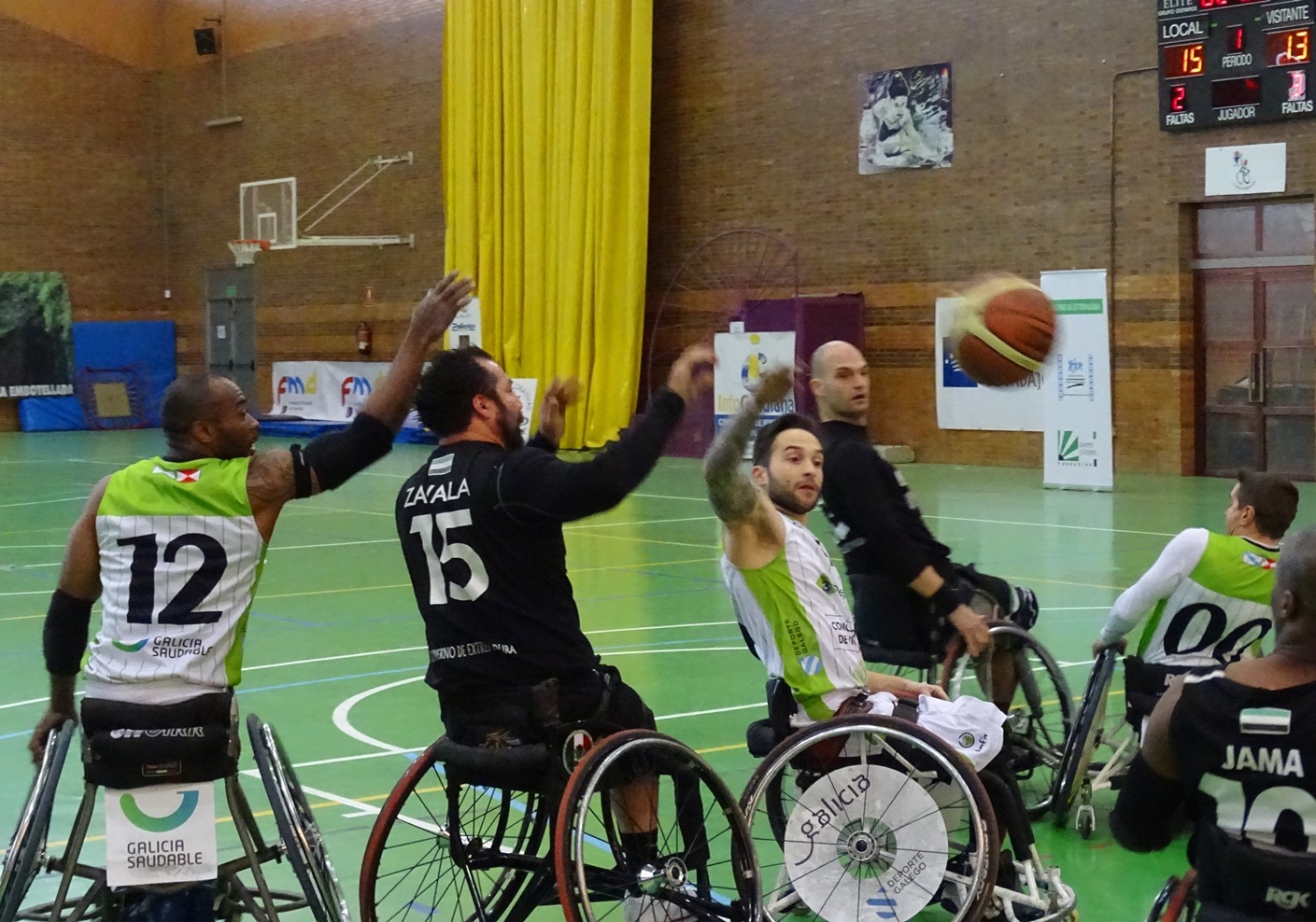 CRÓNICA MIDEBA EXTREMAURA vs AMFIV