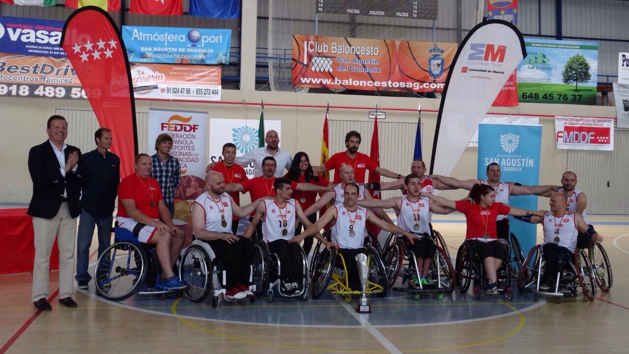 Madrid gana el campeonato de autonomías de baloncesto en silla de ruedas 13 años después