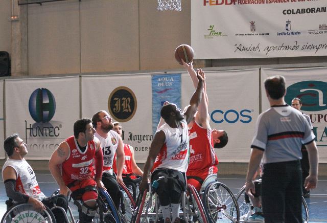 El BSR Amiab Albacete firmó un partido muy serio y venció al Bilbao Bidaideak (73-65)
