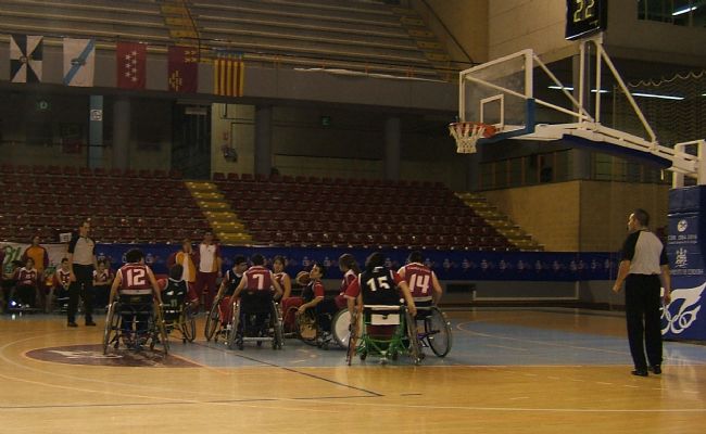 MADRID CASTIGA A CASTILLA Y LEÓN EN EL SEGUNDO ENCUENTRO DEL ESCOLAR EN SILLA DE RUEDAS