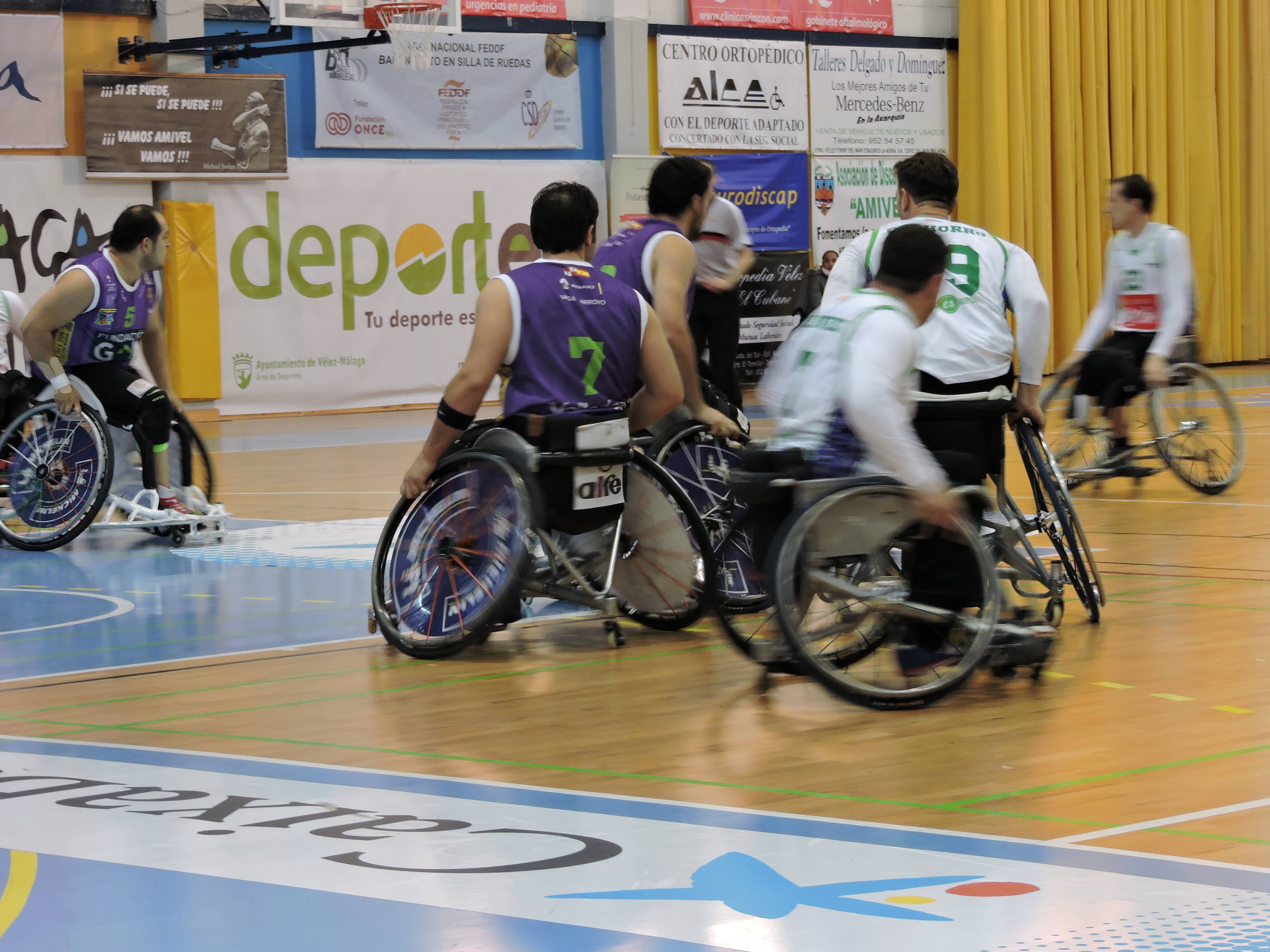 CliÌnicas RincoÌn Amivel 70 vs FundacioÌn Grupo Norte 76