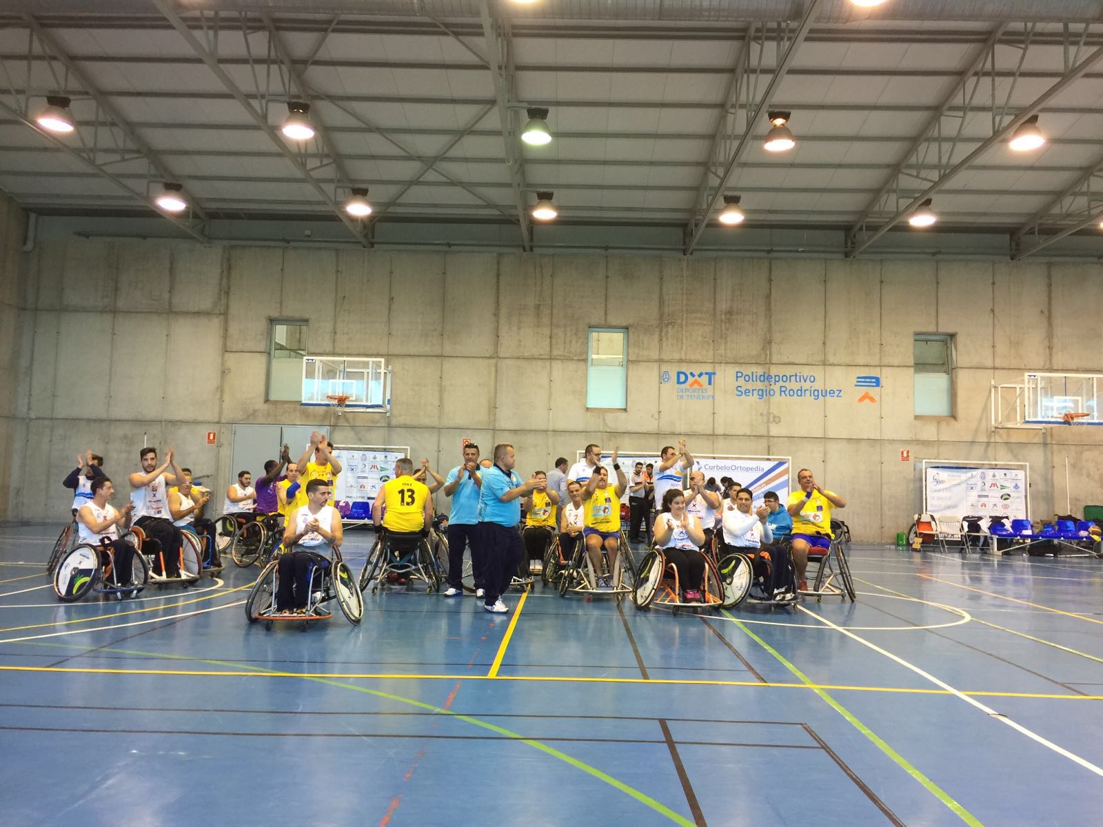 El ADEMI Tenerife BSR en un gran partido se clasifica para los playoffs de ascenso