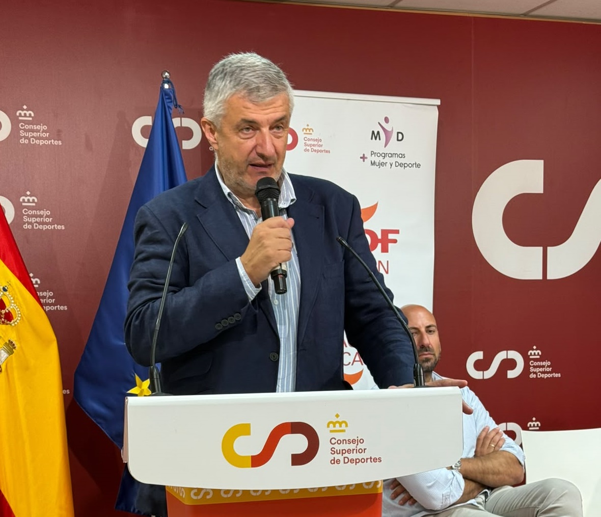 Enrique Álvarez, reelegido presidente de la FEDDF