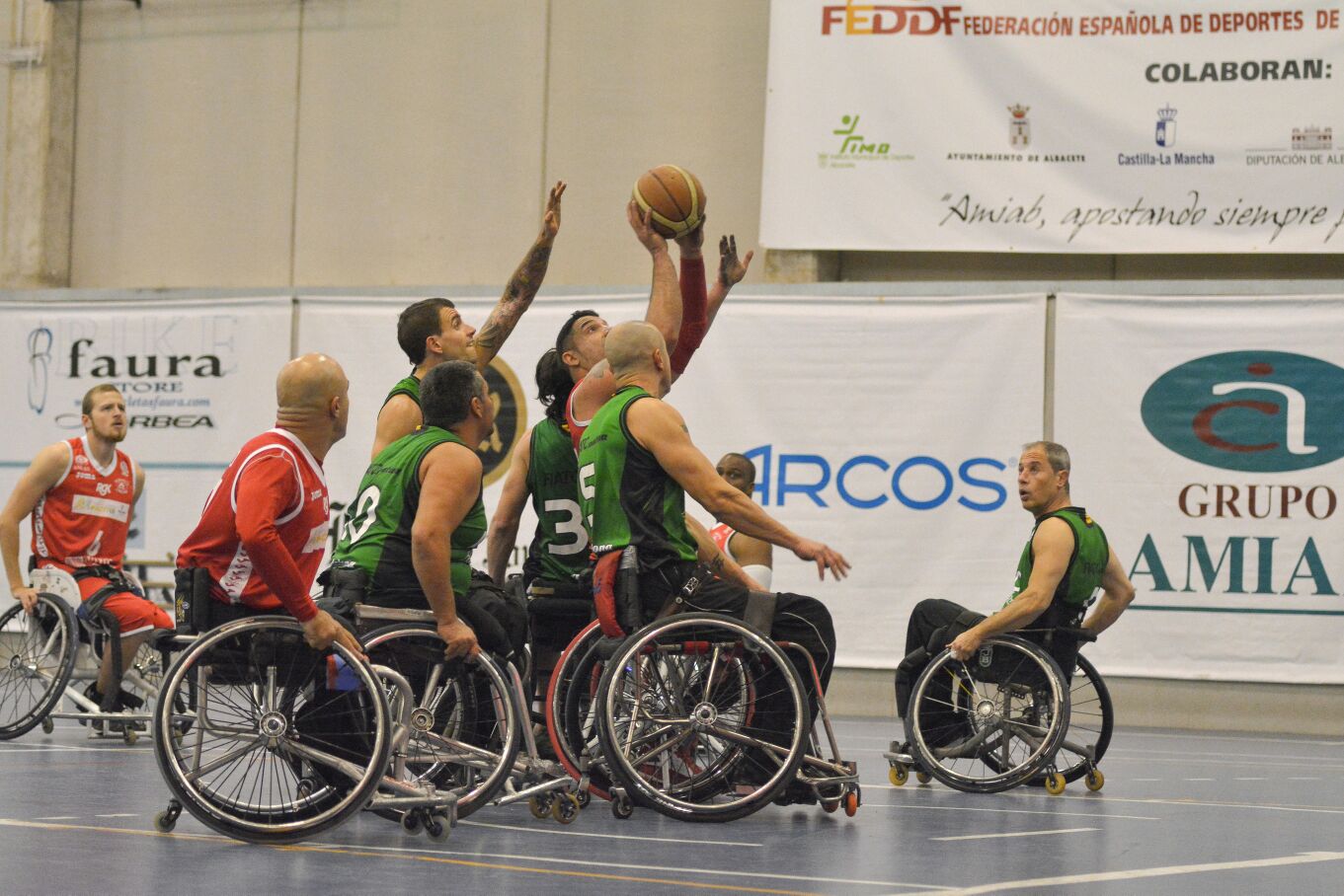 El BSR Amiab se dio un festín ante el Joventut y logró una victoria contundente (87-33)