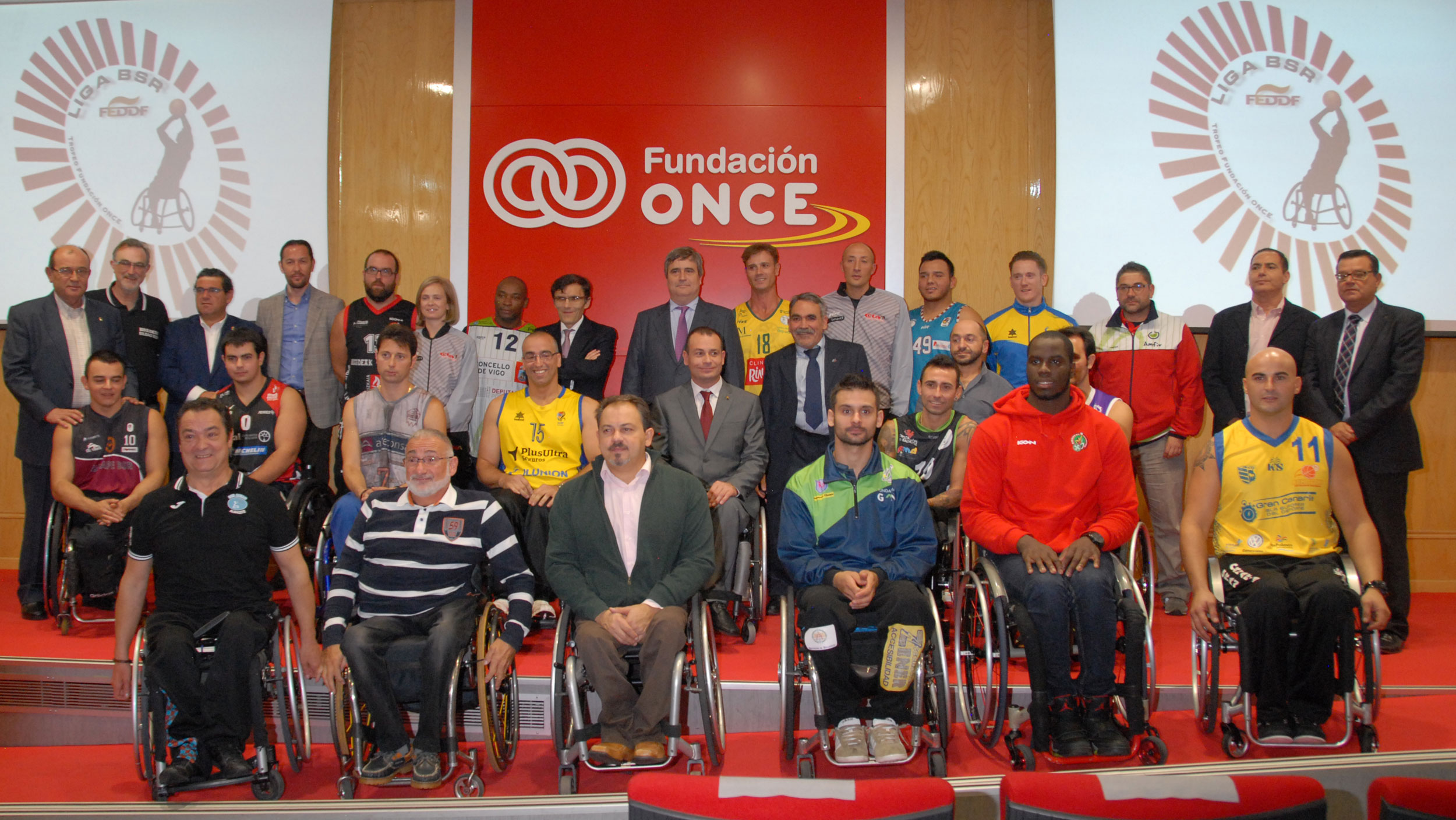La Liga Nacional de Baloncesto en Silla de Ruedas sube el telón con numerosas estrellas mundiales