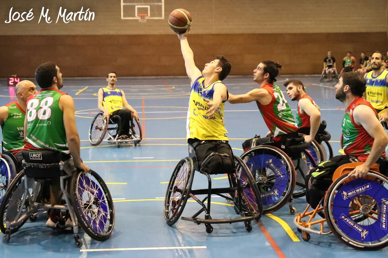 El Fundación Vital Zuzenak cae en la cancha del campeón de Europa