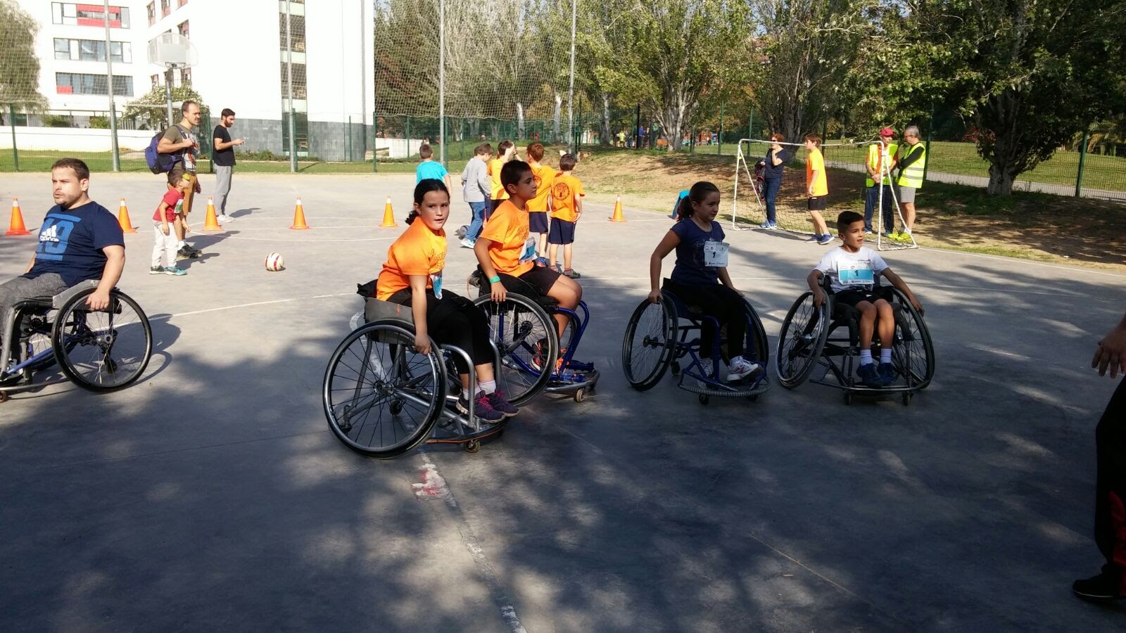 El BCR CEM colabora con la jornada solidaria en Cornellá