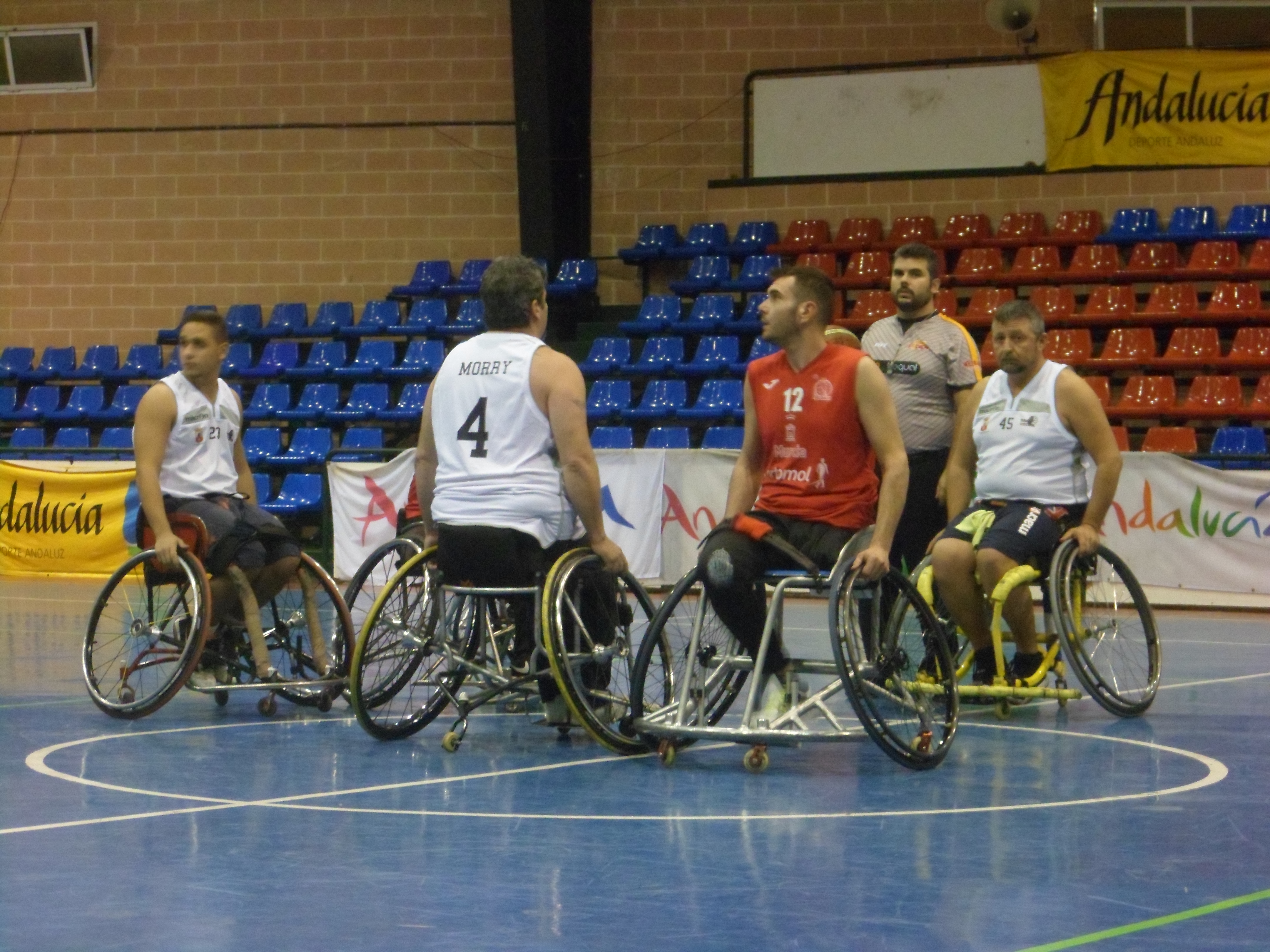Los nazarenos ganan su segundo partido consecutivo y el primero como locales en esta Temporada