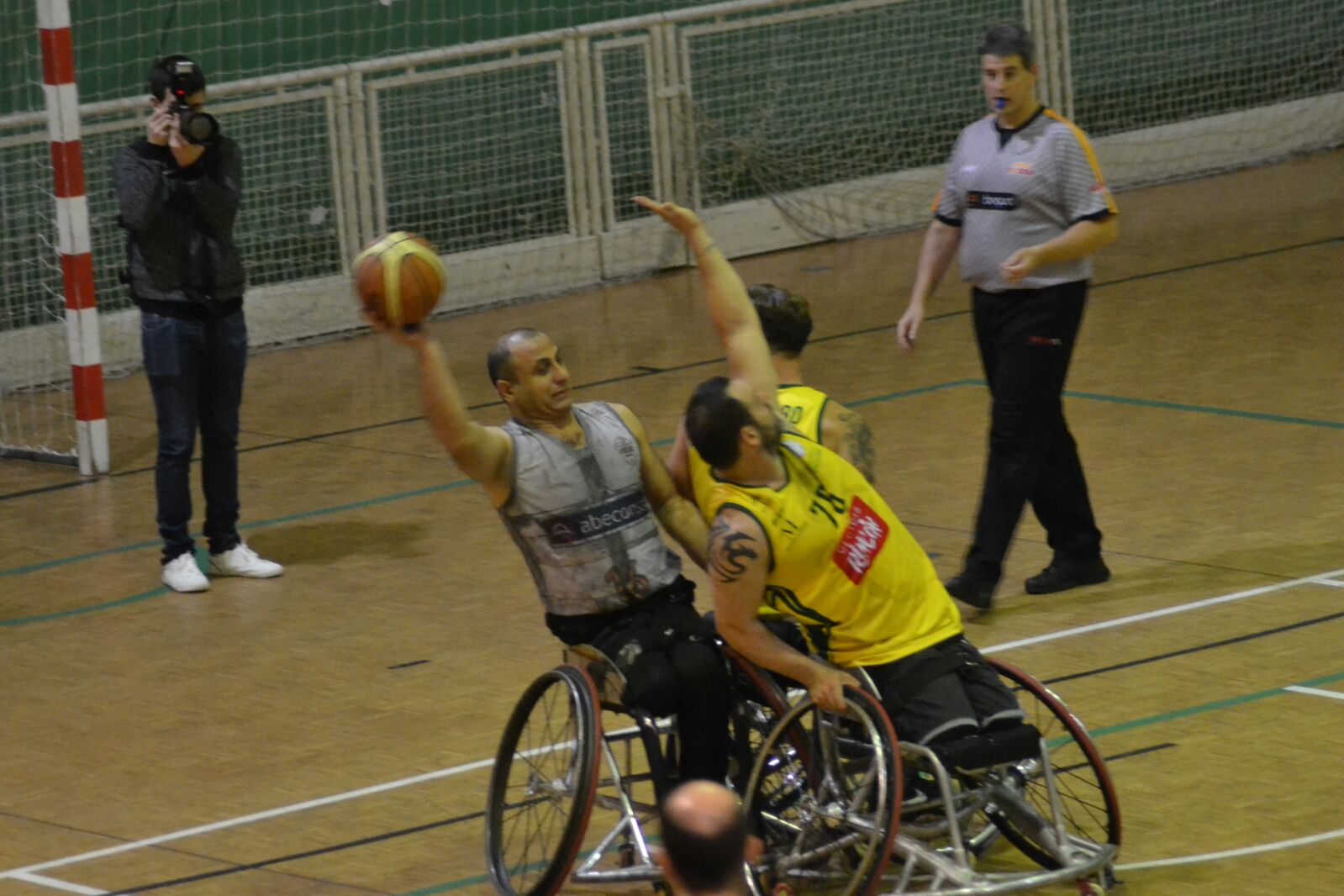 Primera victoria del Abencosa Basketmi 