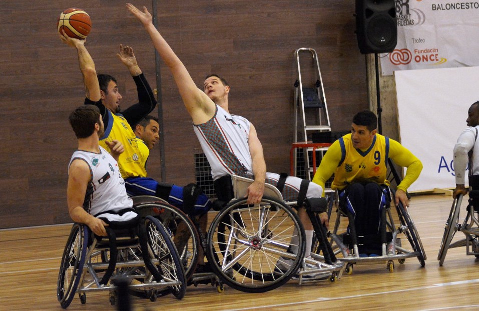El BSR Amiab Albacete tuvo que trabajar y sufrir mucho para ganar a un incómodo BSR ACE Gran Canaria (68-61)