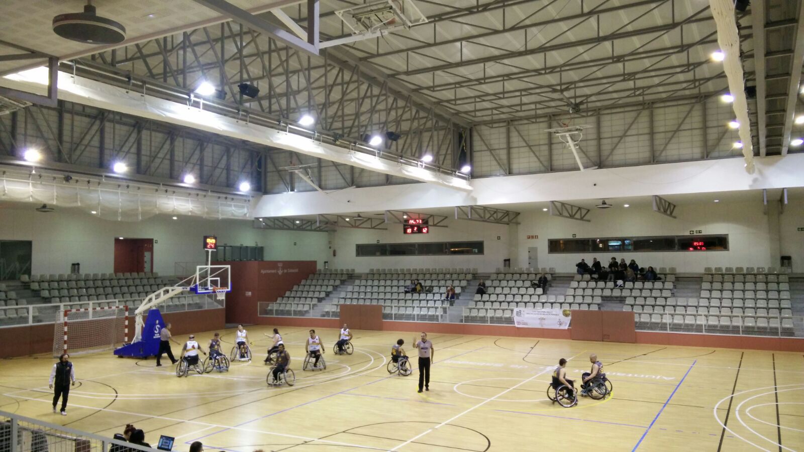 Derrota en Sabadell e importante paso atrás del CEM