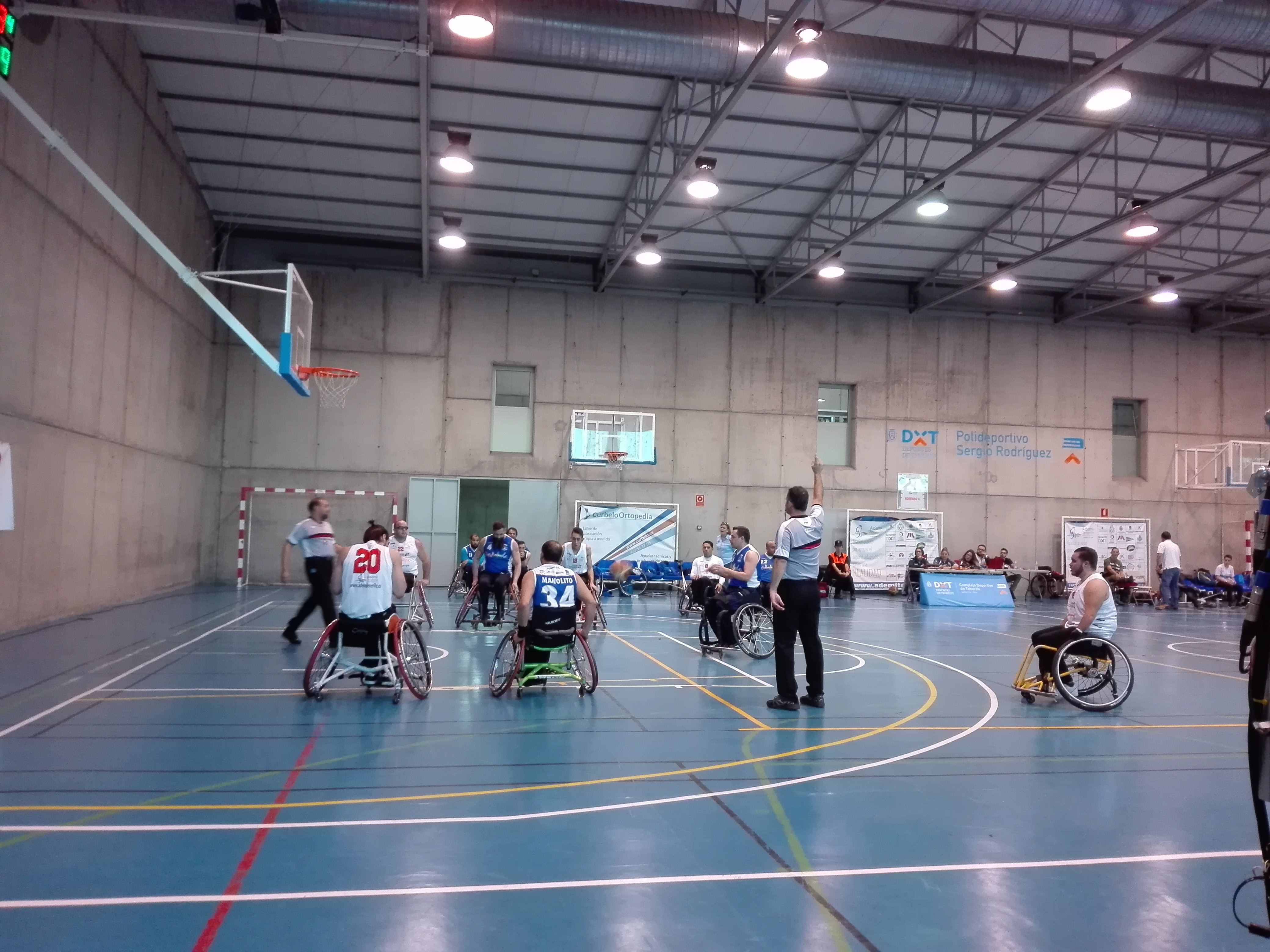 Victoria del Ademi Tenerife ante al ante Deporte Adaptado Bahía de Cádiz