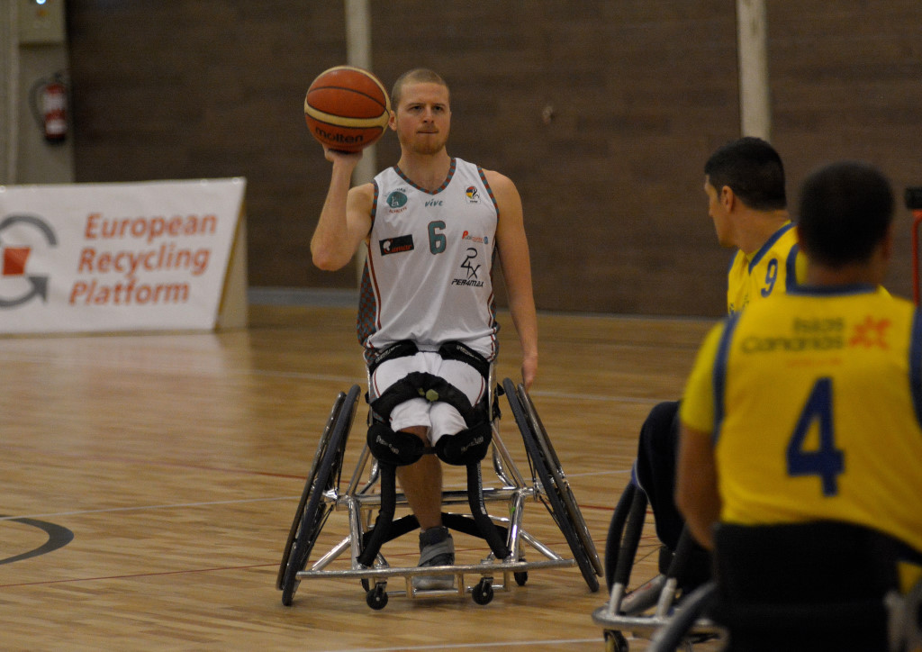 El BSR Amiab Albacete hizo un partido muy serio y logró una victoria amplísima ante el Abeconsa (46-82)
