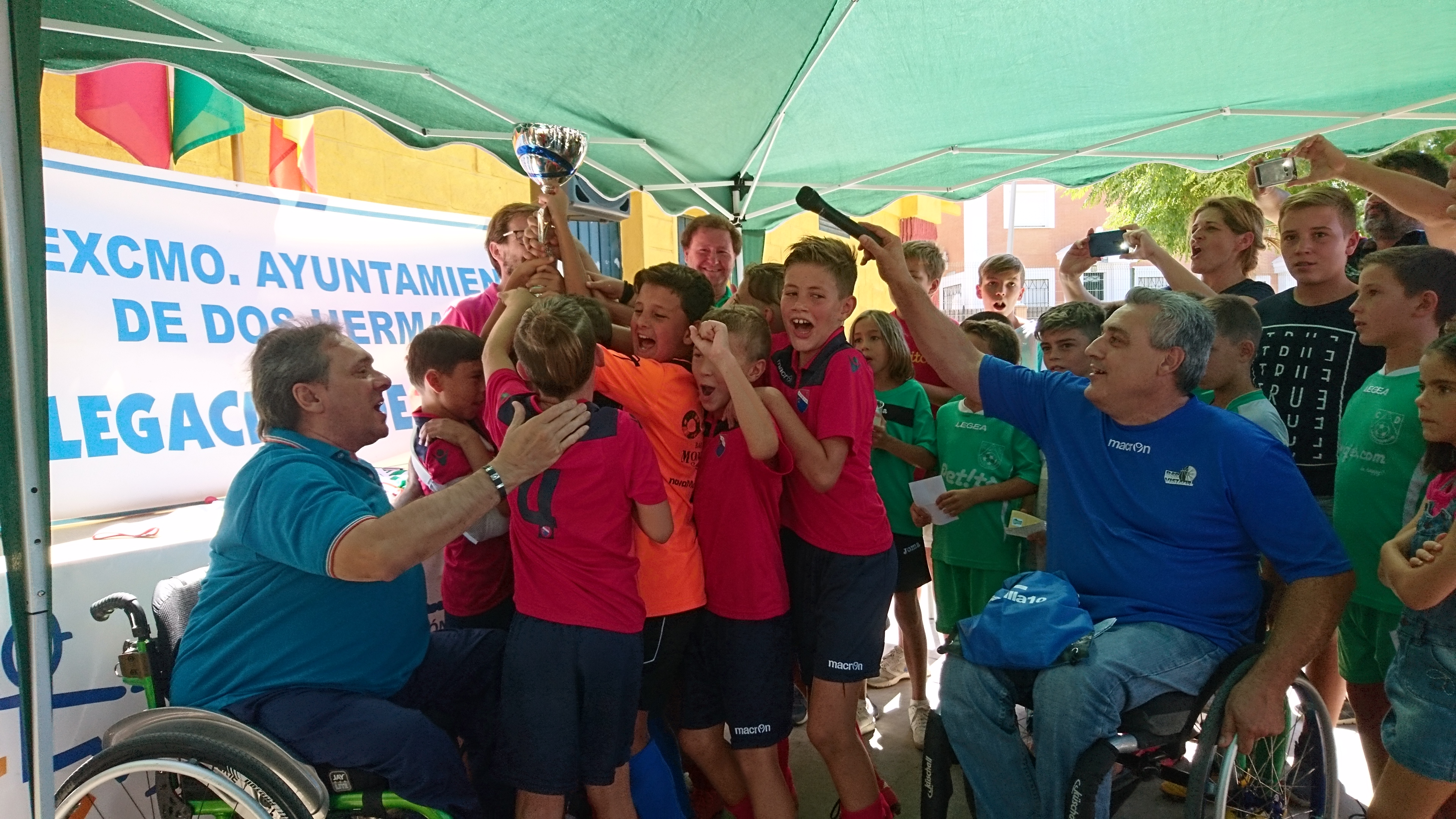Éxito de participación en el I torneo de fútbol base a favor del BSR Vistazul