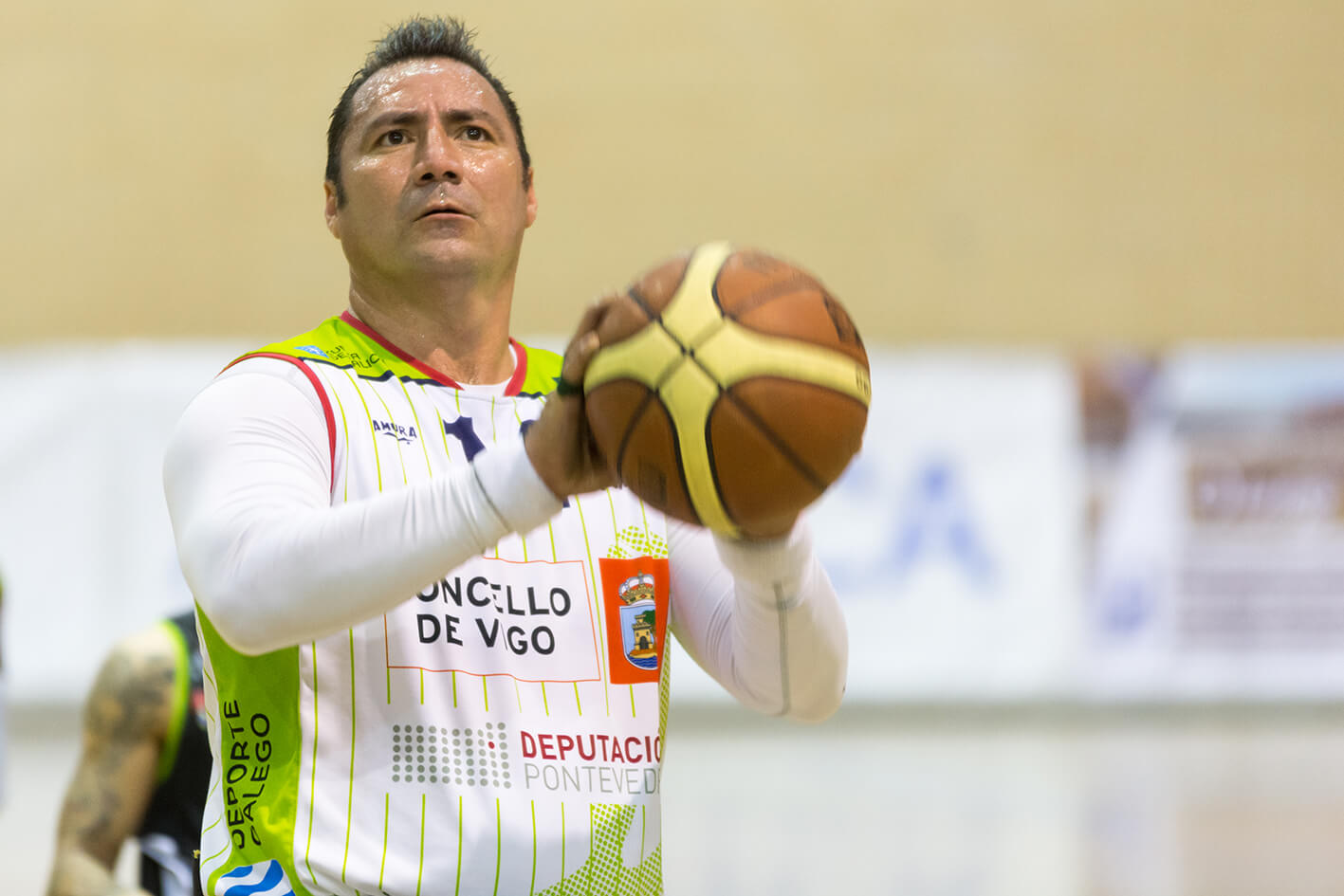 El mexicano Salvador Zavala renueva con el Amfiv y se incorporará el lunes a la pretemporada
