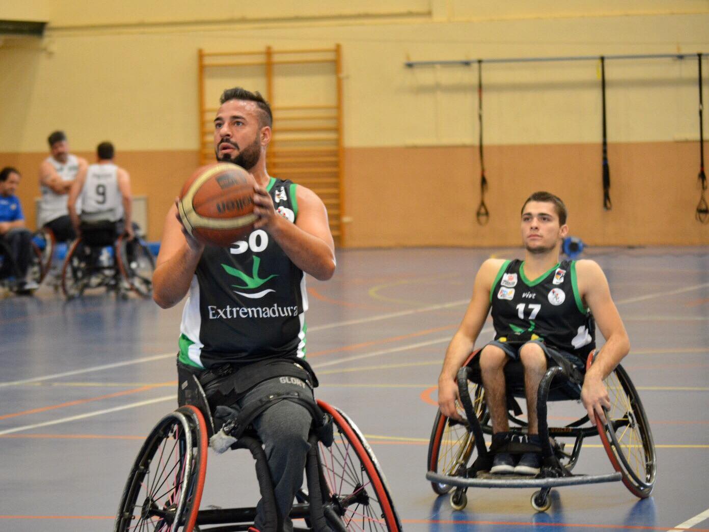 El Mideba Extremadura se estrena en casa ante Bilbao