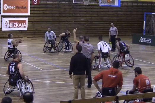 El Mideba Extremadura consigue la quinta victoria consecutiva ante Bidaideak Bilbao (61-65)