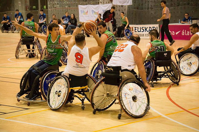 El Fundación Vital Zuzenak no da opción al Global Basket (34-68)