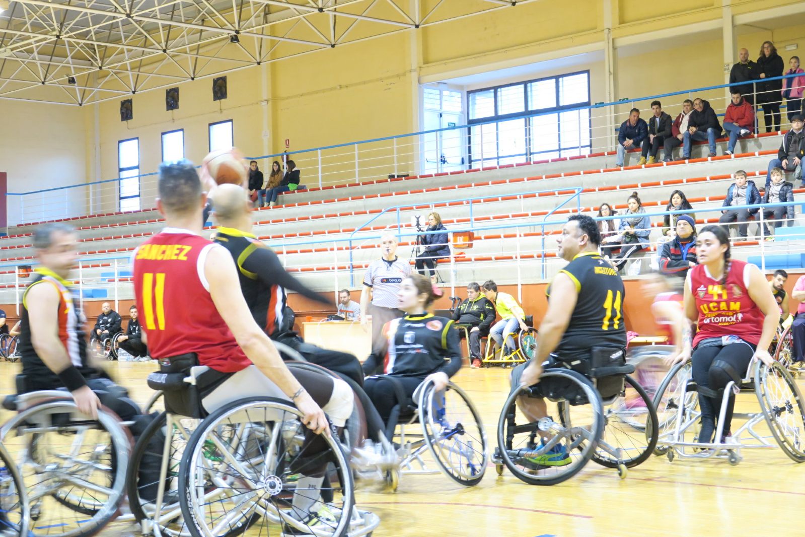 Dura derrota del BSR Puertollano que prácticamente dice adiós a los playoff de ascenso 51 - 65