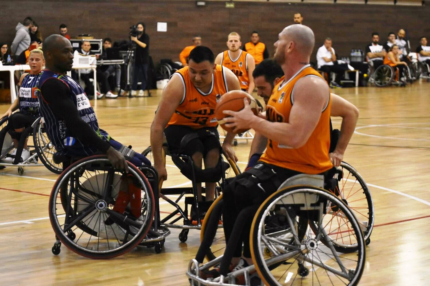 Derrota del BSR Amiab Albacete ante el Amfiv en un partido muy disputado (78-87)