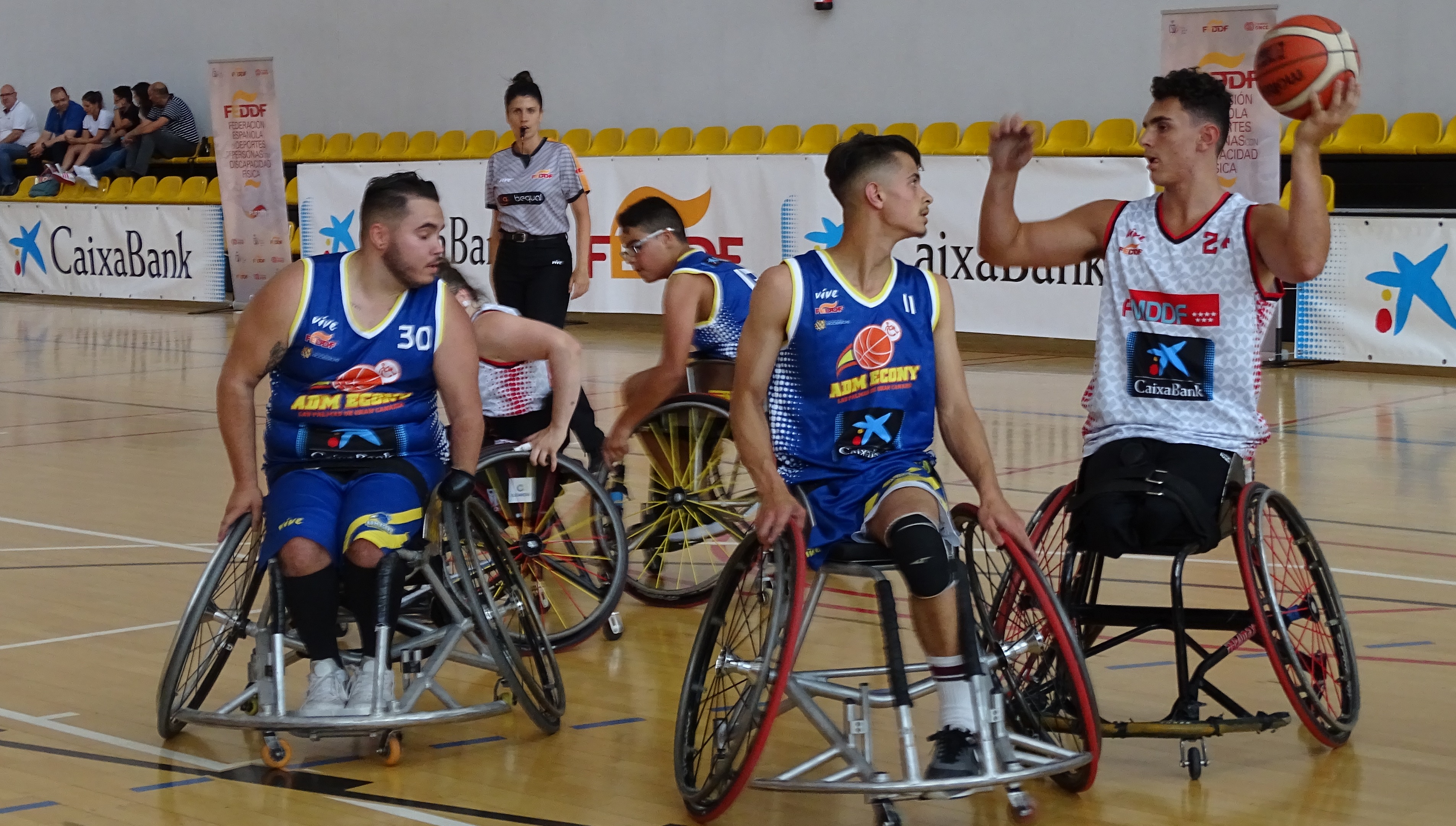 Madrid, primer líder del Campeonato de Escuelas de Baloncesto en Silla de Ruedas CaixaBank