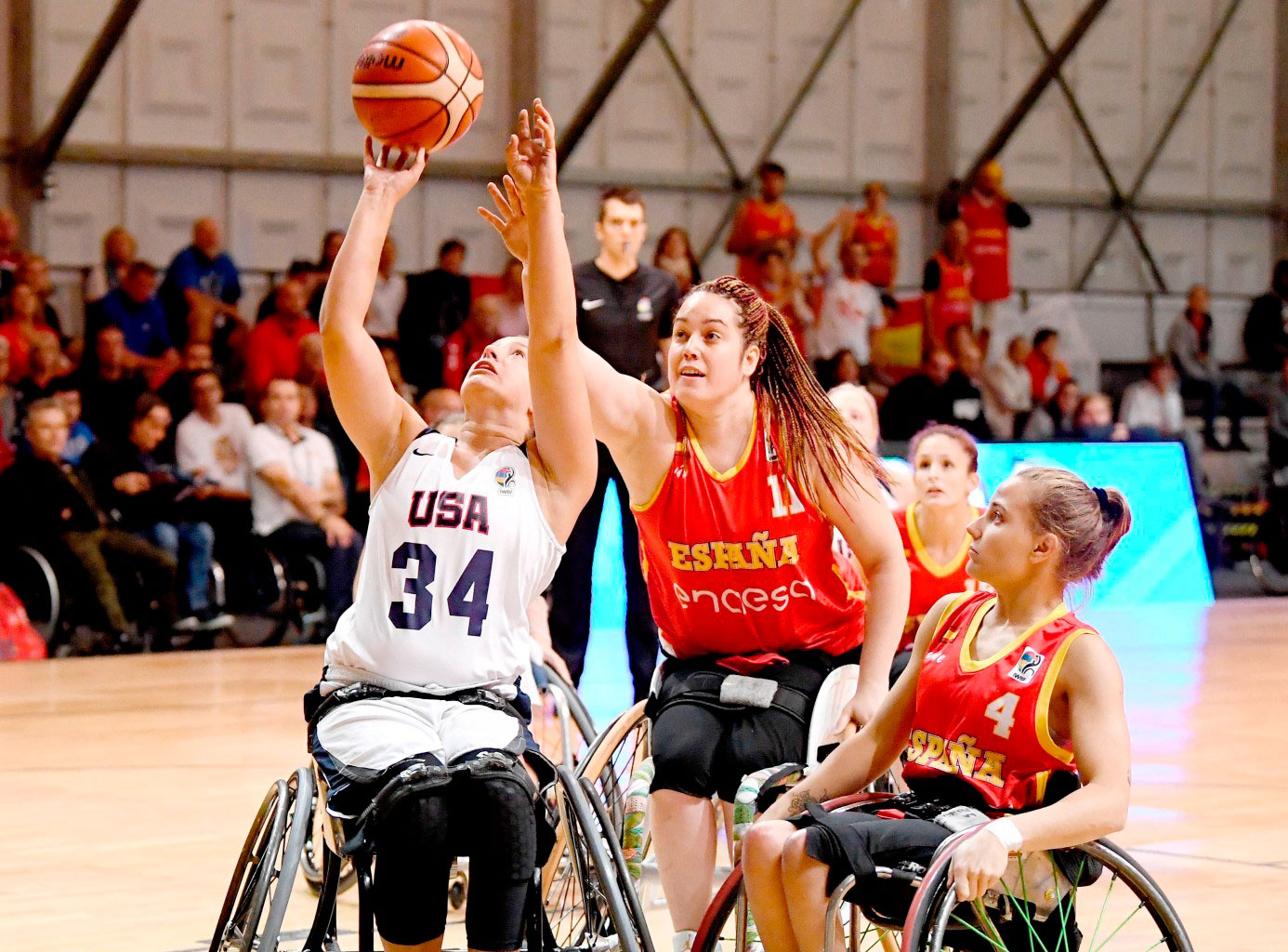 España femenina jugará por la séptima plaza del Mundial tras sacar los colores a Estados Unidos