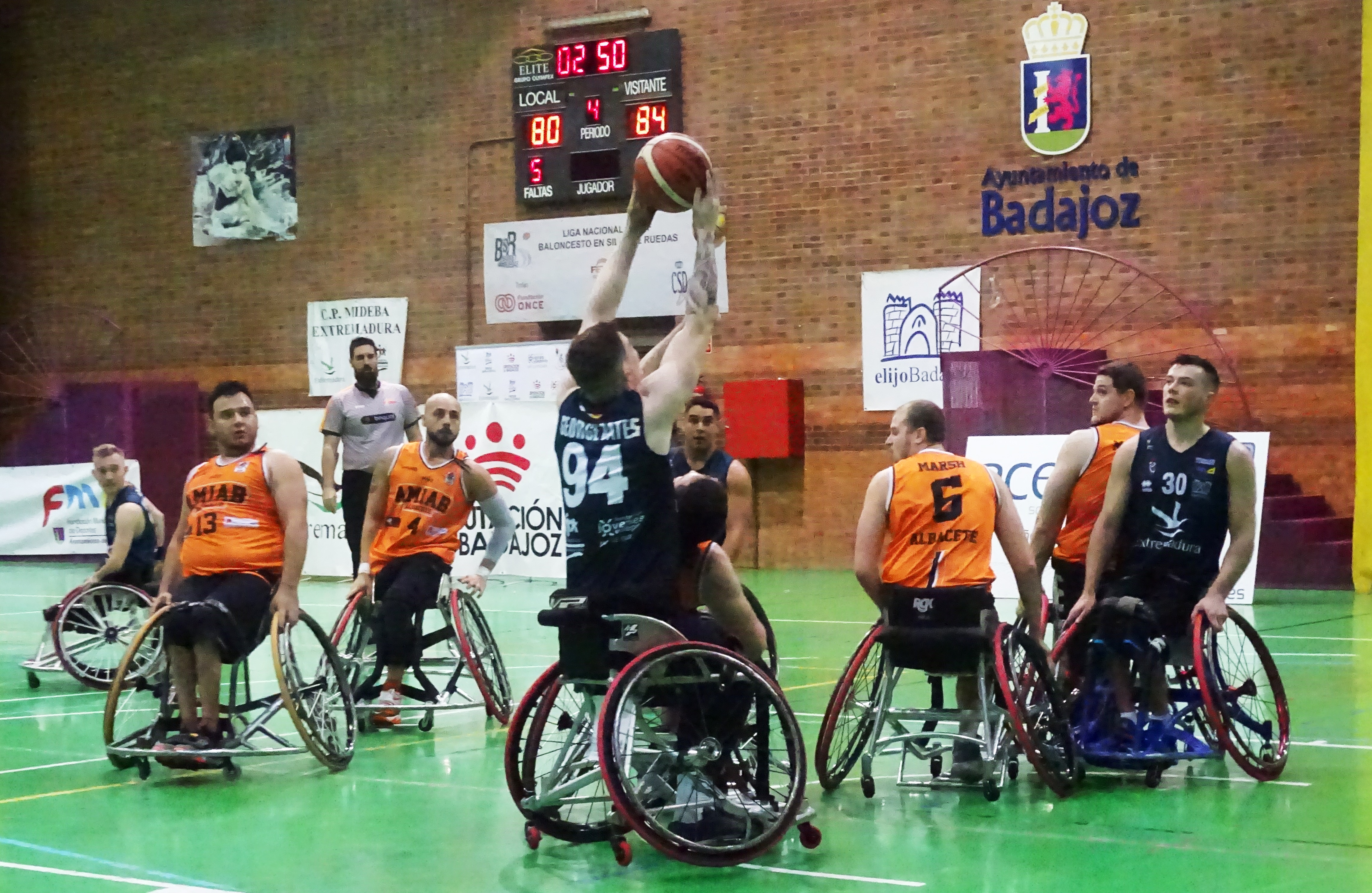 Liga BSR - DIV. HONOR (crónica Mideba): El Mideba Extremadura corrige sus errores para remontar y colocarse líder