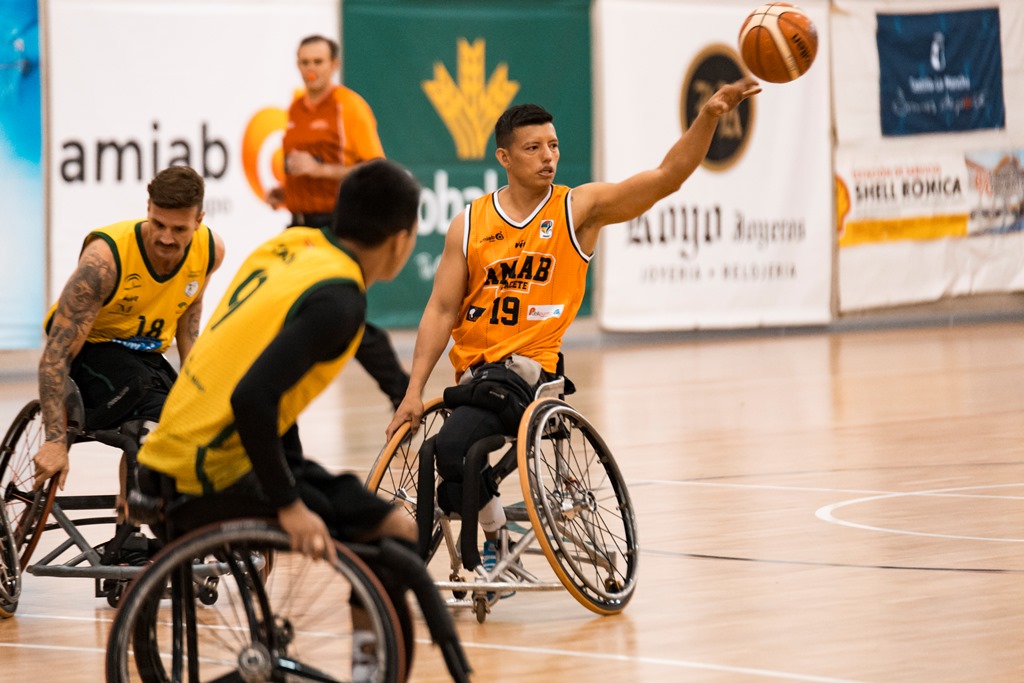 Liga BSR - DIV. HONOR (crónica Amiab): El BSR Amiab Albacete alarga su mala racha perdiendo en casa del Iberconsa Amfiv (90-74  