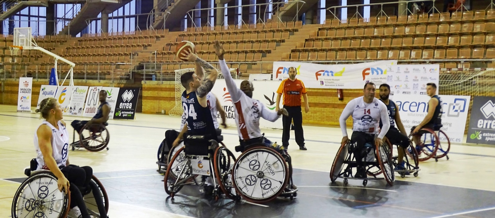 Liga BSR - DIV. HONOR (crónica Mideba):   El Mideba Extremadura no da opciones al Amfiv