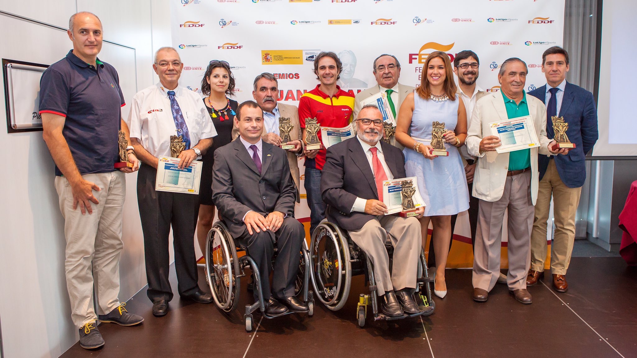 Emotivo acto en la entrega de los Premios Juan Palau 2016