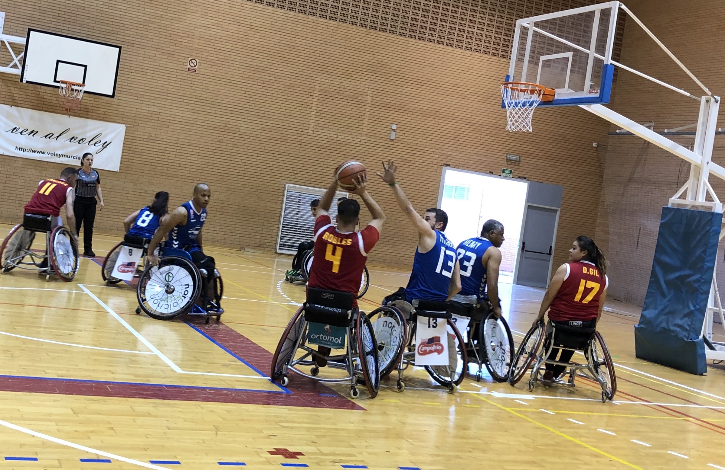 Las Rozas FDI vs UCAM Murcia y Abeconsa Basketmi Ferrol vs Servigest Burgos en la Final Four