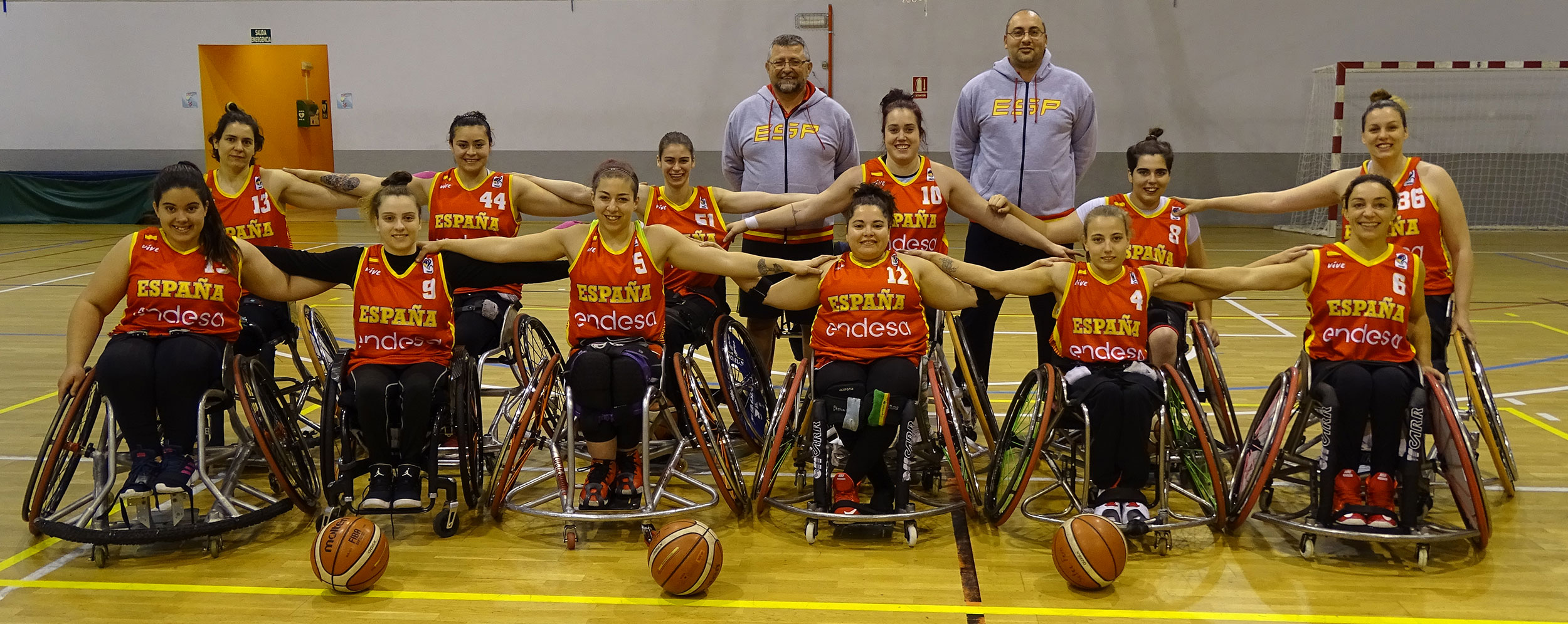 La Selección Española femenina de BSR prepara el Europeo en Daganzo