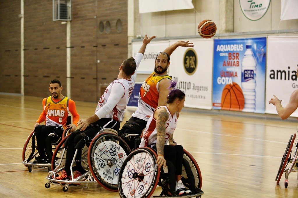 Bidaideak sigue firme hacía el título con Amiab y ACE Gran Canaria al acecho