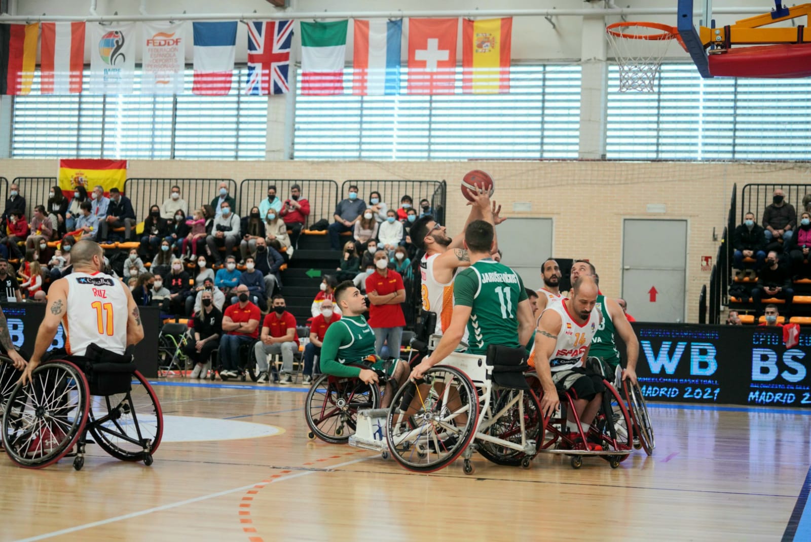 86-48. La selección masculina asegura el pase a cuartos tras ganar a Lituania