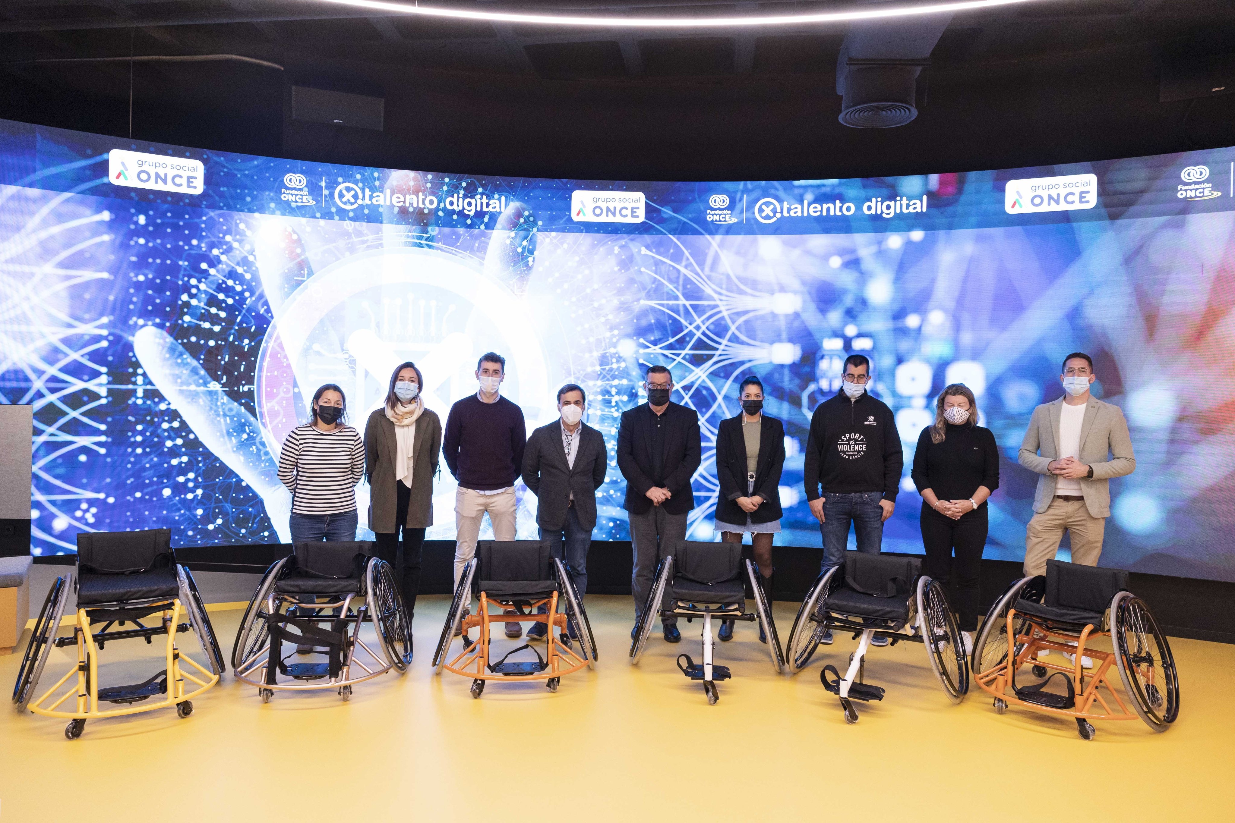 Fundación ONCE dona cien silla de ruedas a clubes de baloncesto